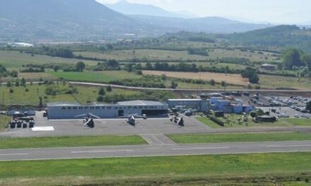 Aeroporto dei Parchi, la farsa continua: annullato anche il collegamento con la Sardegna