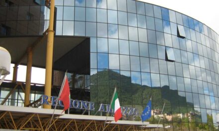 Da banda larga a Smart city:  25 anni di fallimenti digitali nella Regione Abruzzo
