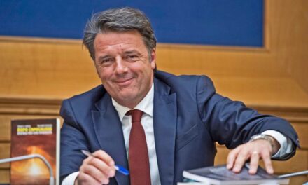 Renzi non ci mette la faccia e deserta il comizio di chiusura del Pd. Cialente e ‘Nduccio corrono in soccorso di D’Alfonso