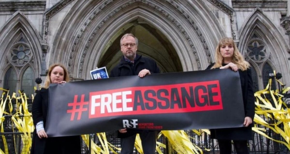 Annullate le accuse contro Assange! RSF lancia nuova petizione globale