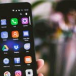 Facebook e Instagram: Quanto investono i politici italiani? facebook instagram social