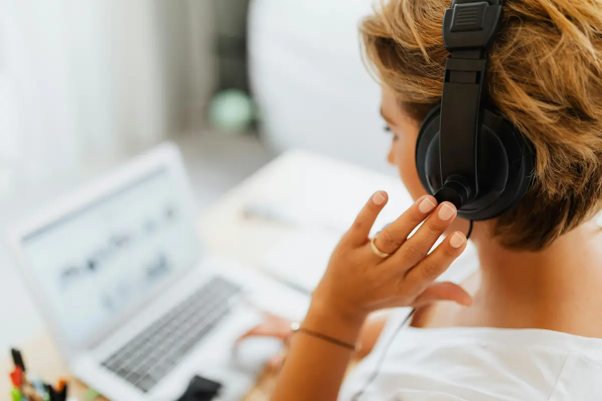 Storia di una (quasi) truffa al telefono: benvenuti nel girone dei call center